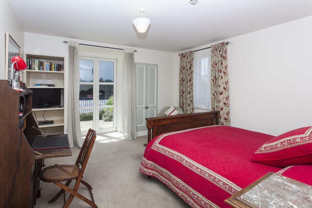 Le Petit Hotel Christchurch Buitenkant foto