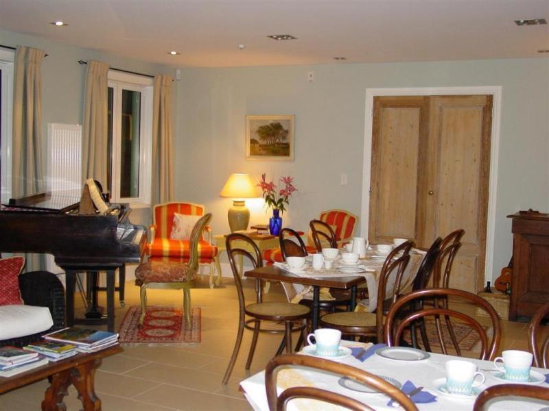 Le Petit Hotel Christchurch Buitenkant foto